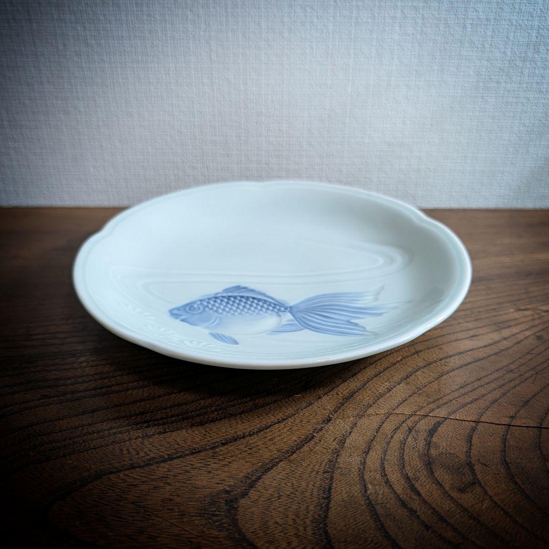 皿 金魚 琉金 統制陶器 岐阜 青磁 染付け 形押し 昭和初期 昭和レトロ