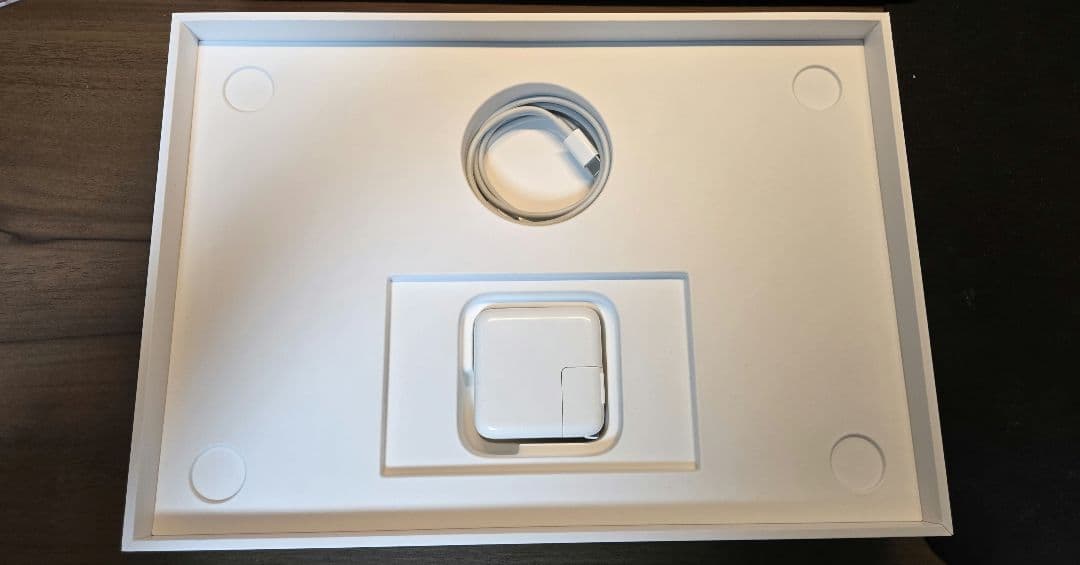 Apple MacBook Air M1 13インチ ゴールド