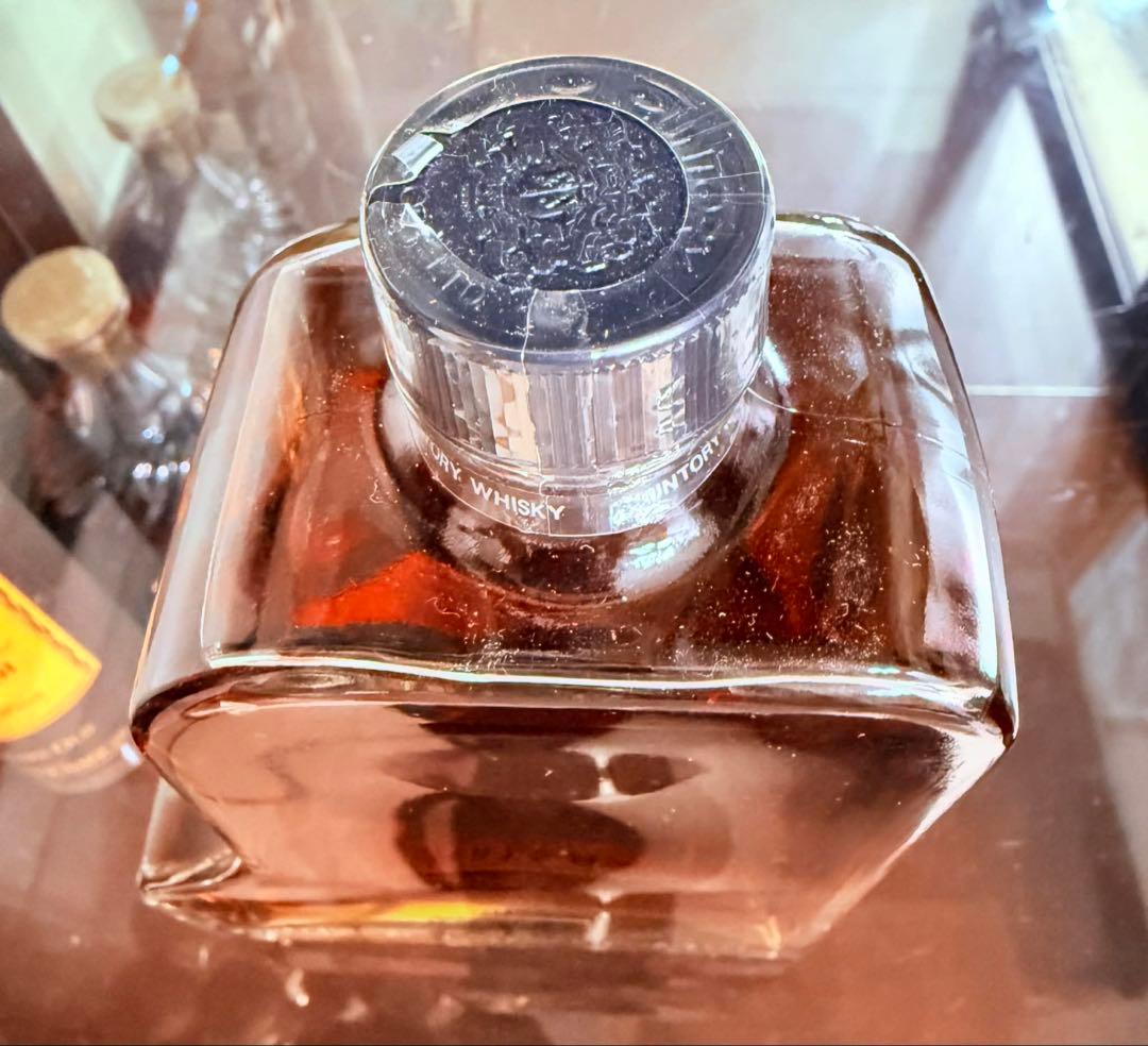 SUNTORY WHISKY  600mlウィスキー特級.