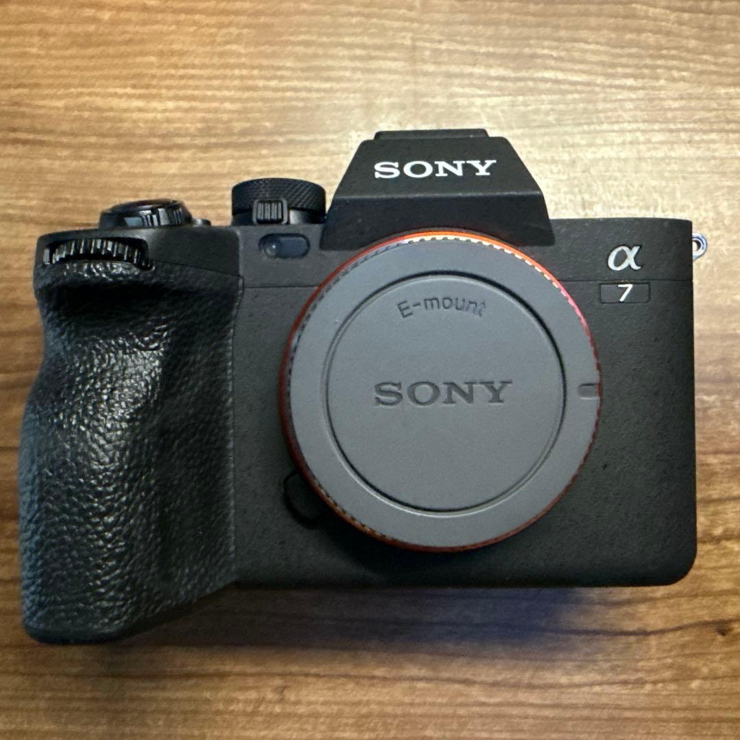 Sony α7iv + ケージ ＋ CFXPカード2枚 ＋ バッテリー2本