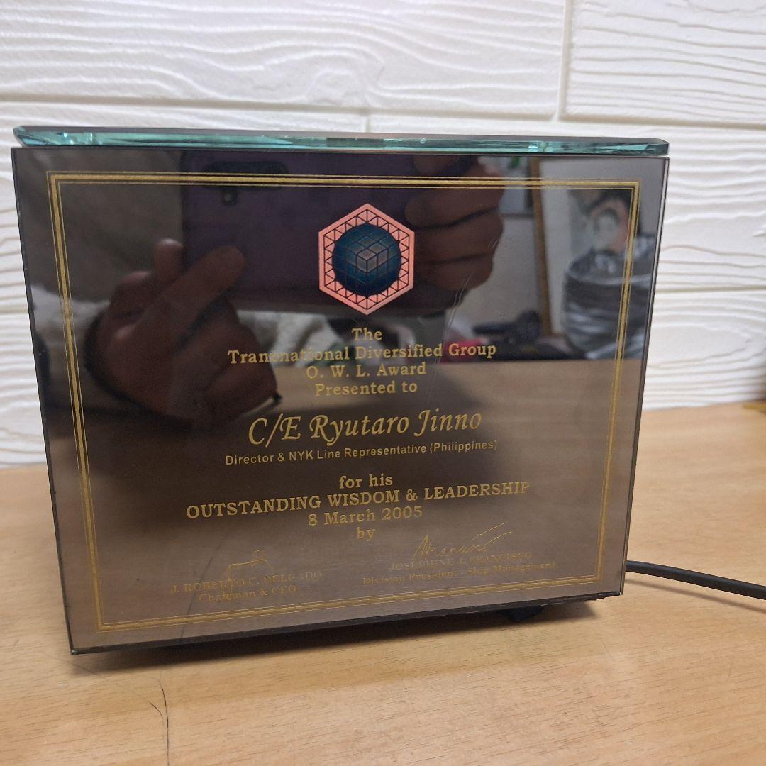 希少・非売品　TDG O.W.L. Award 記念オブジェ　ライトアップ機能付