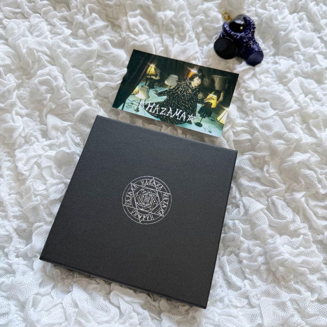 hazama 惹きずり込まれる運命のアイシャドウ