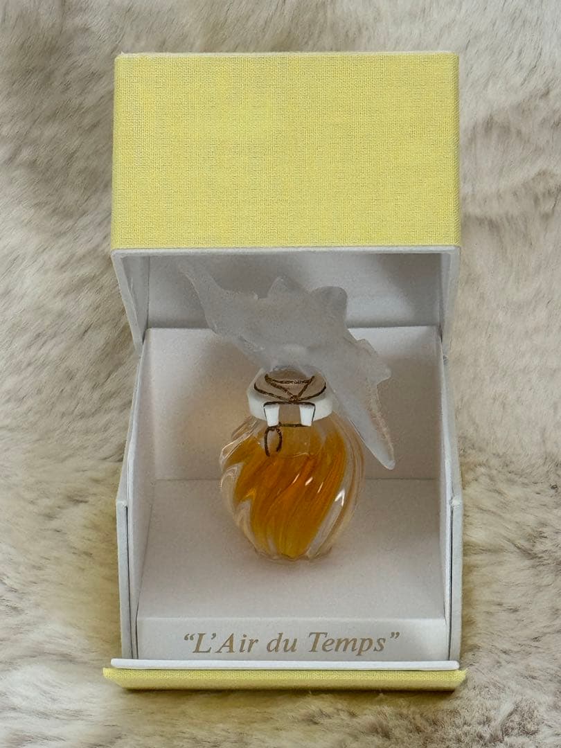 ニナリッチ・NINA RICCI L'Air du Temps 香水 鳩