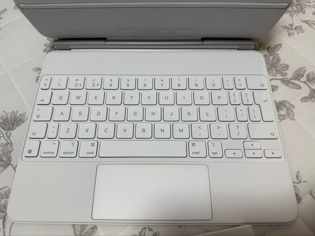 11インチ iPad Air Magic Keyboard UK