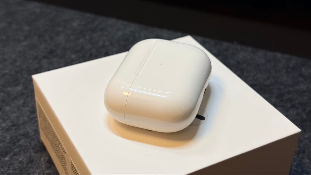 AirPods Pro第一世代 A2084 美品 完動 ケースつき