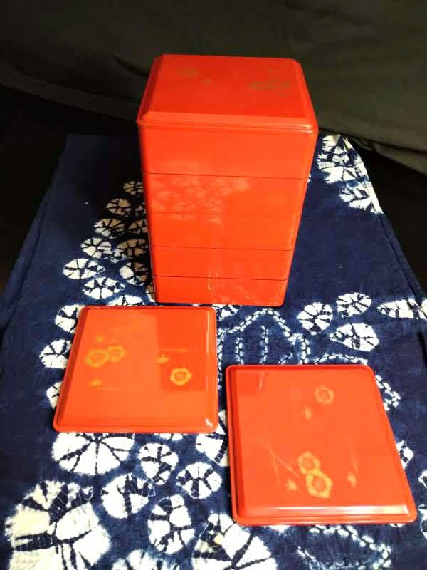 ♥超レアヴィンテージ品♦【金彩梅花柄】多種多様対応・組み合わせ自由５段重箱 漆器