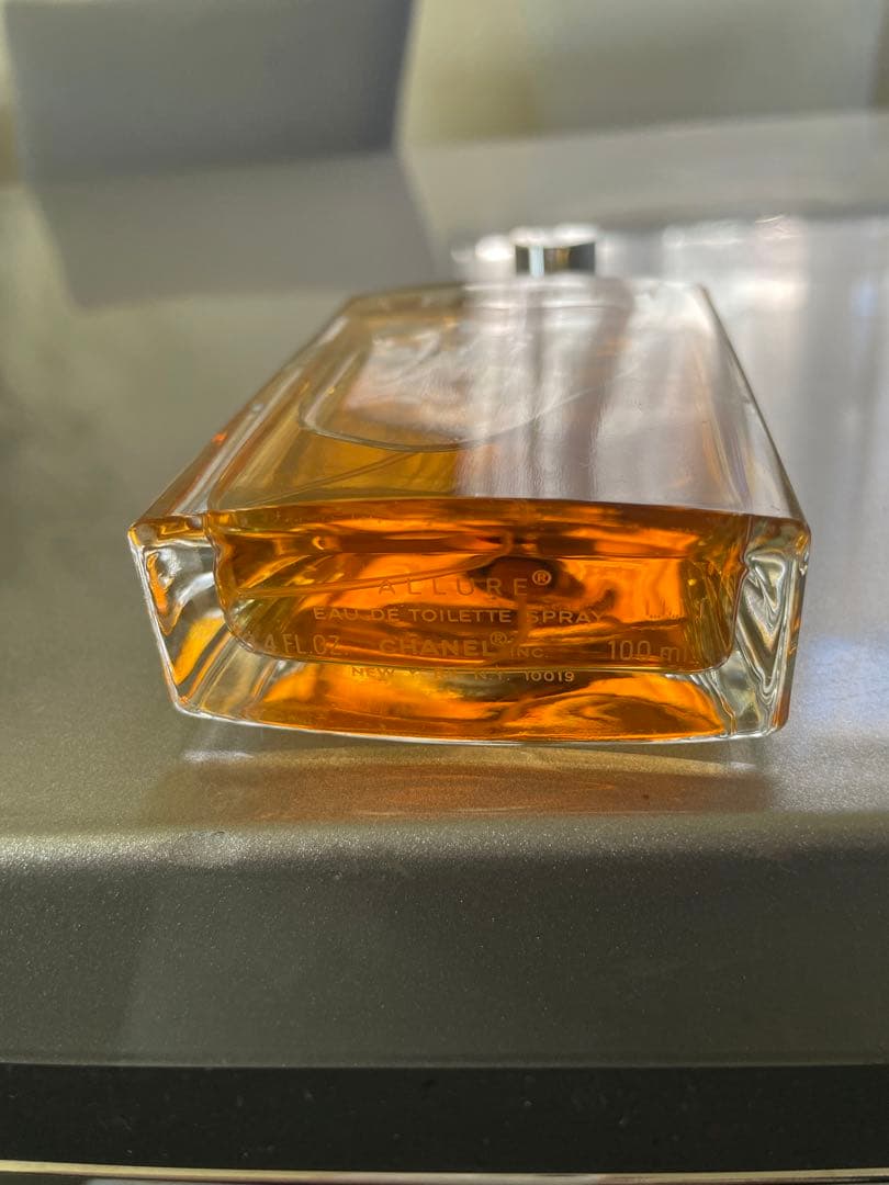 b*s様 シャネル　アリュールオードトワレ 100ml