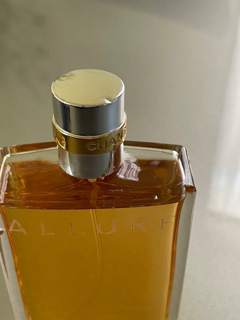b*s様 シャネル　アリュールオードトワレ 100ml