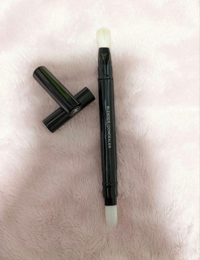 CHANEL シャネル　パンソーデュオ コントゥールブラシ