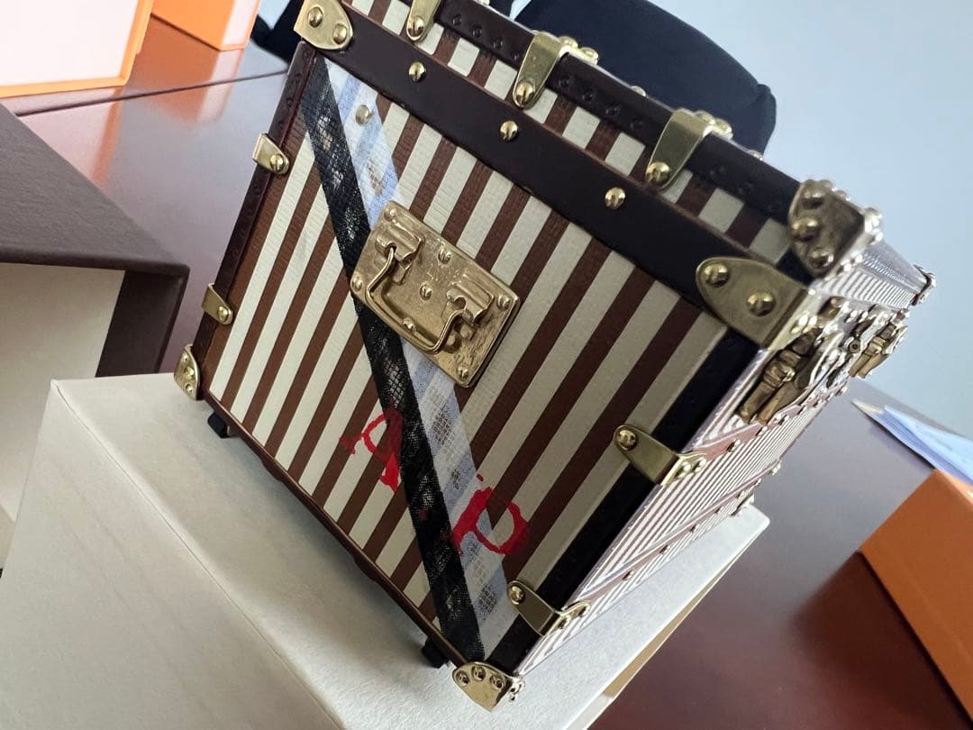 LOUIS VUITTON ジュエリーボックス