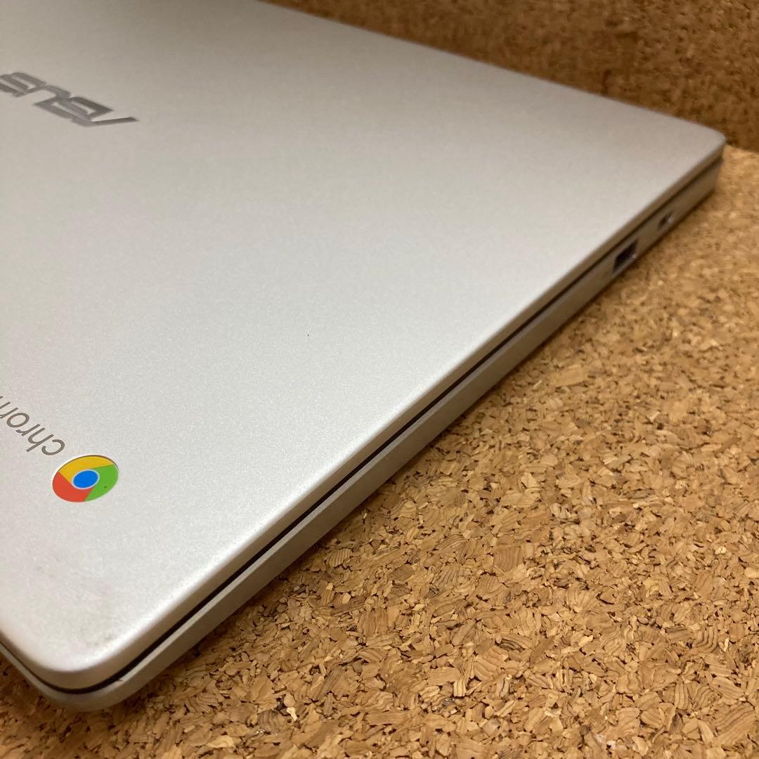 Chromebook本体 ASUS Chromebook C423NA-EB0039