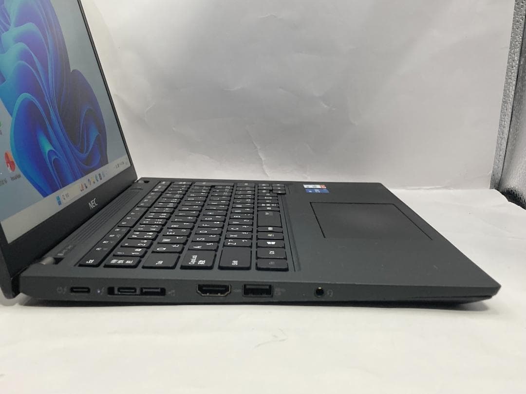 2021年製✨第11世代i5＆爆速SSD512GB‼高年式ノートパソコン/カメラ