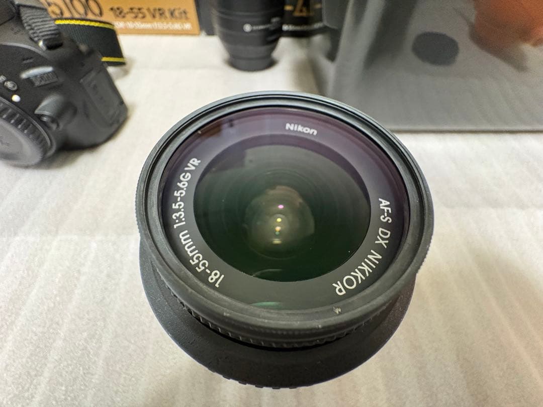 Nikon D5100 18-55mm、55-300mmレンズセット