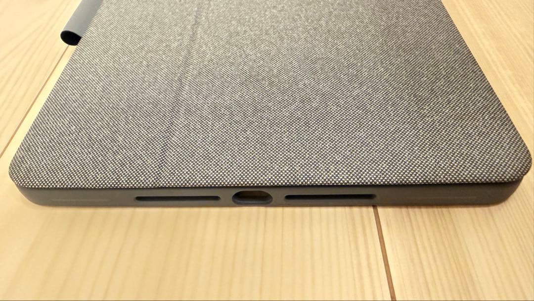 Logicool iPad用キーボード　第7.8.9世代対応　おまけ付き