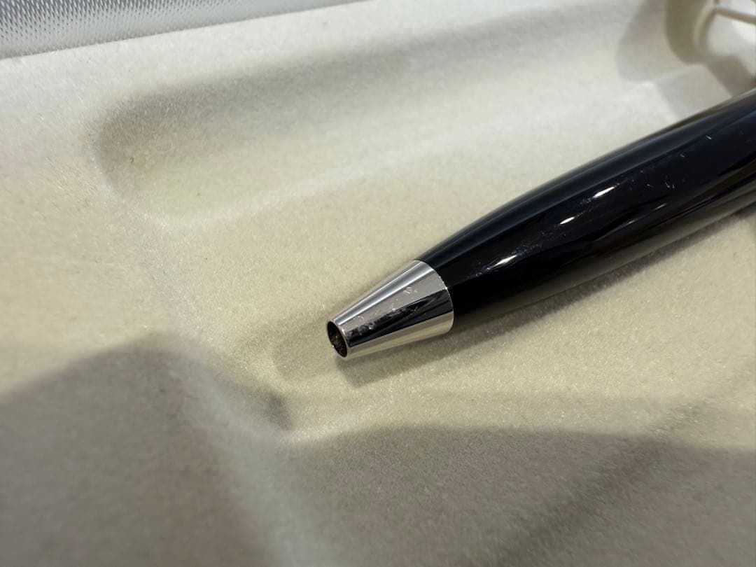 Pelikan 黒 ボールペン 本体　K805