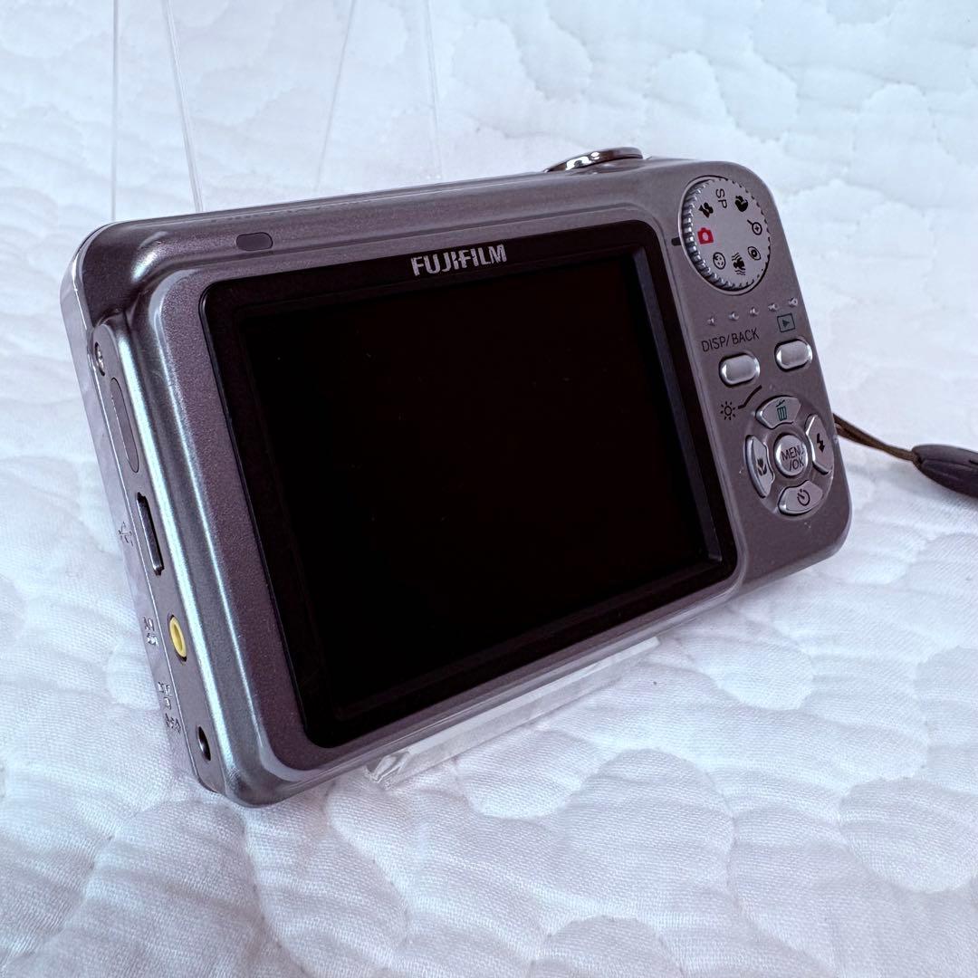 《動作確認済み》FUJIFILM FinePix A900 コンデジ 単3電池
