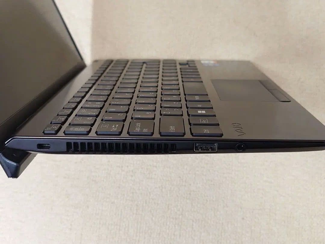 メモリ32GB 12世代i7 VAIO Pro PJ 256GB 小型 軽量PC