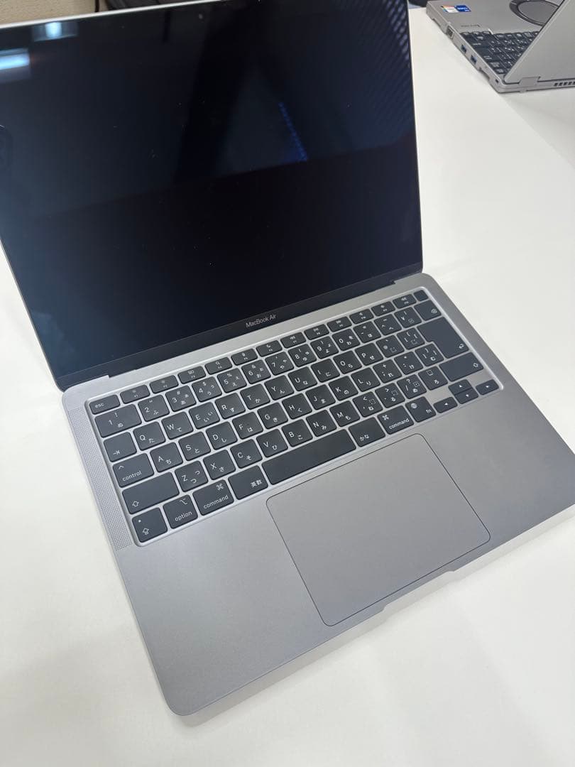 【極美品】 MacBook Air M1 8GB 256GB スペースグレー