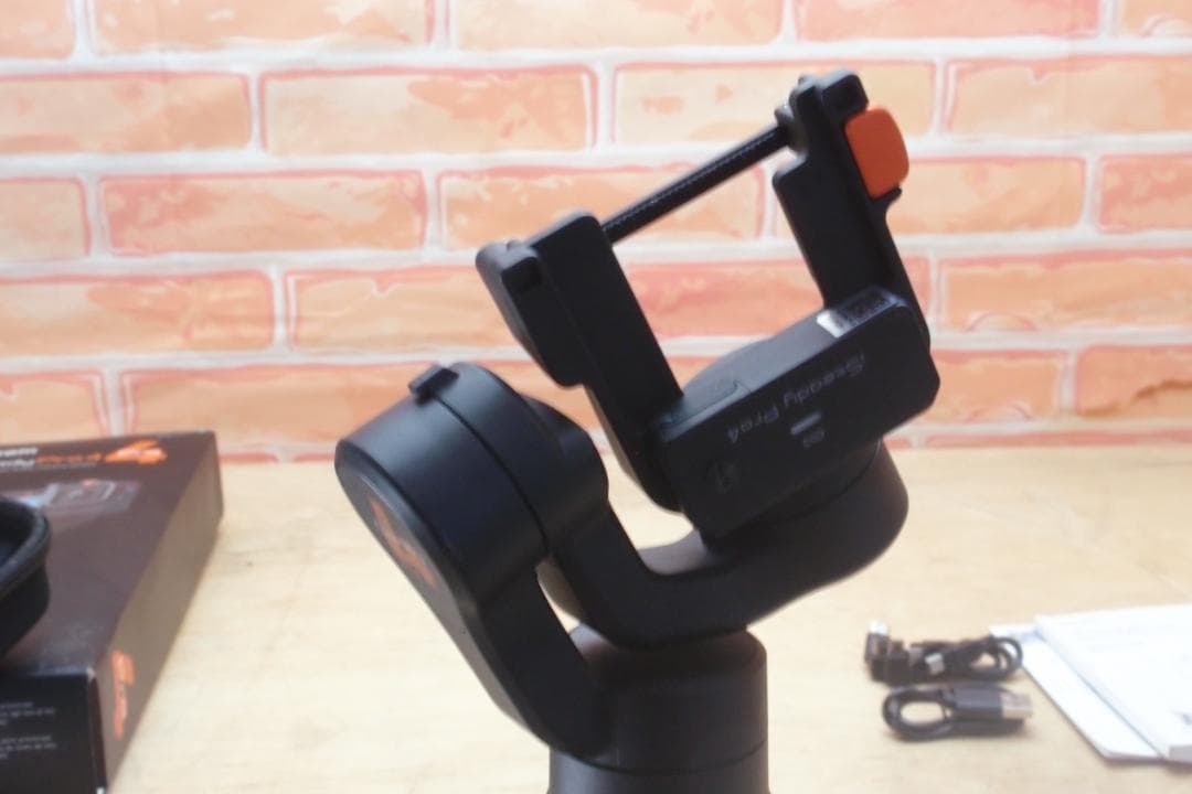 Hohem iSteady Pro4 アクションカメラジンバル 防水 Gopro