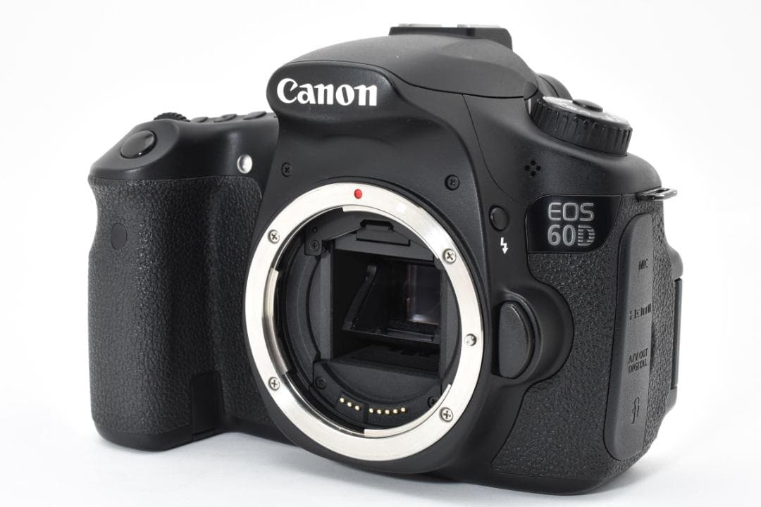 ■ 美品・ショット数4902回 ■ キャノン Canon EOS 60D ボディ