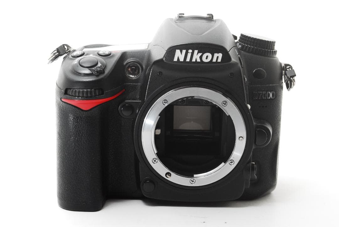 Nikon D7000 ダブルズーム 18-105＋300mm バック付
