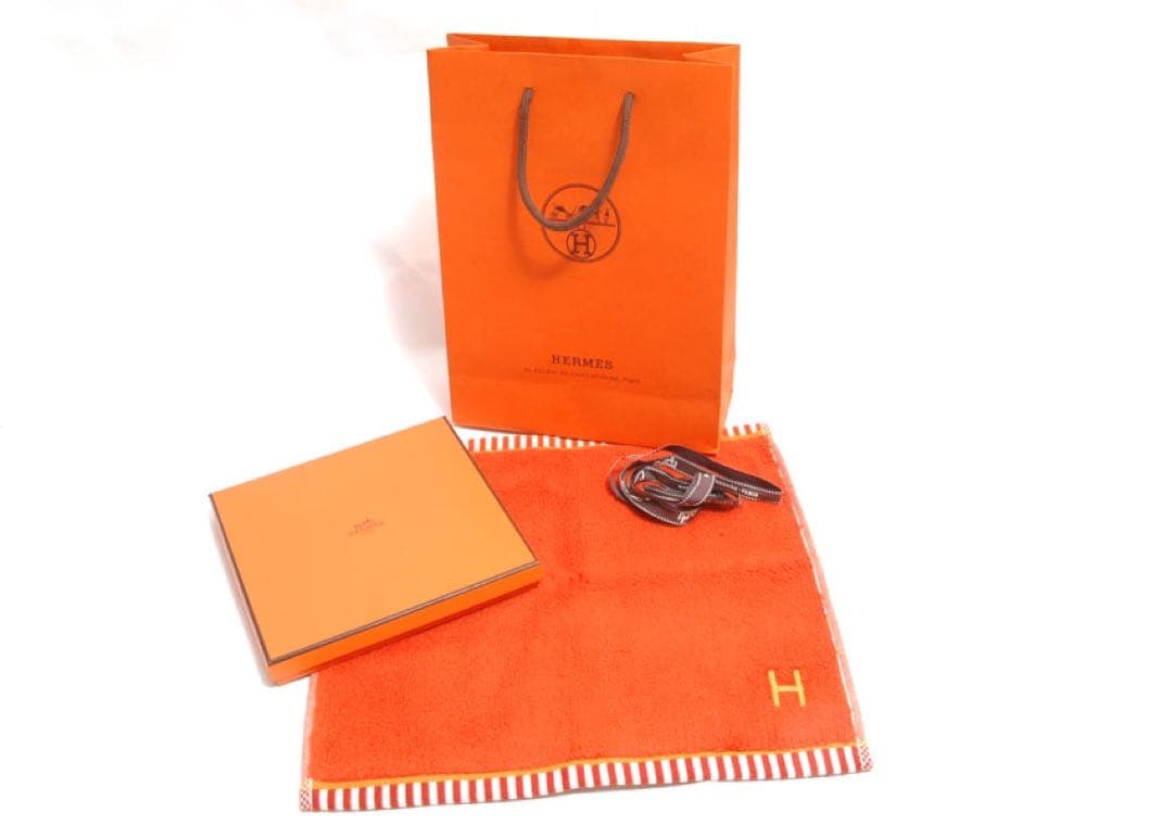 HERMES カレ・タオル　<ヴィス・ヴェルサ＞　未使用新品