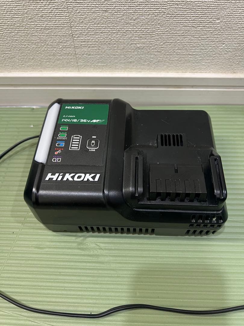 ［お値下げしました］HiKOKI バッテリー式高圧洗浄機　AW14DBL
