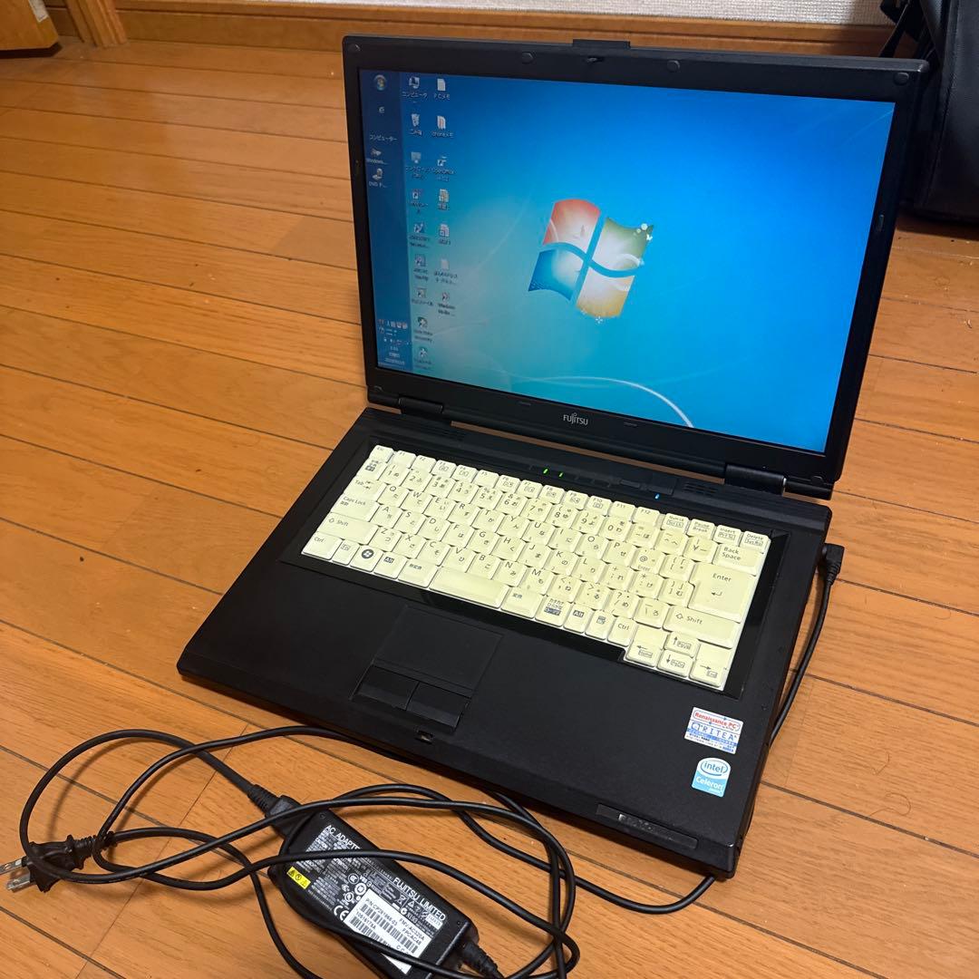 富士通FMV LIFE BOOK ノートPC