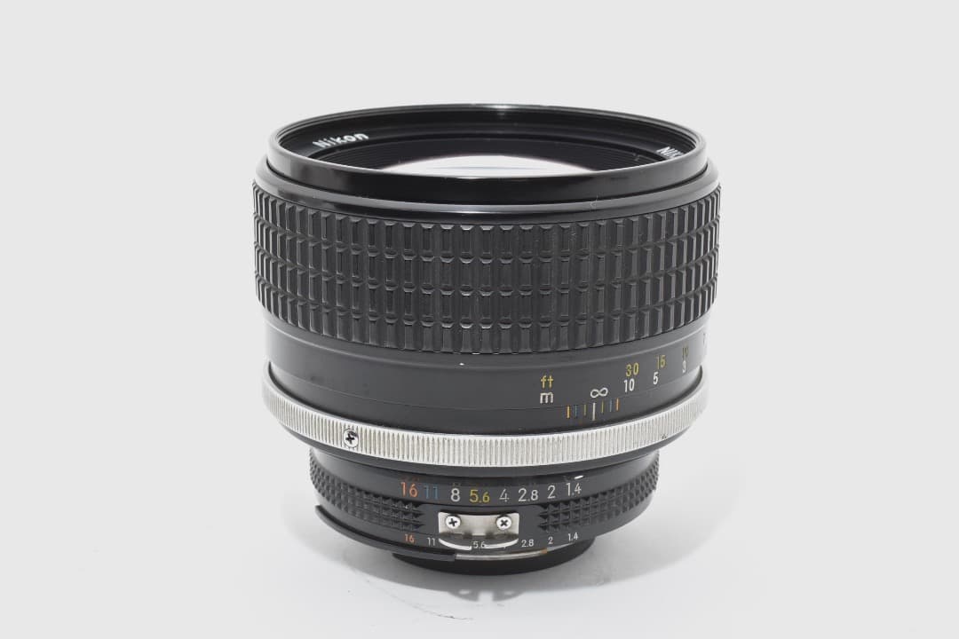 ニコン Nikon Ai-s Nikkor 85mm f1.4 レンズ 3540