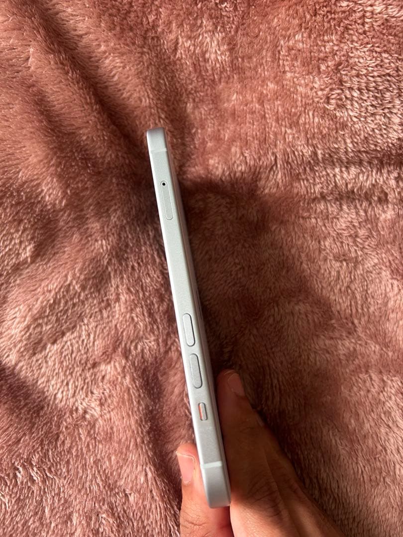 Apple iPhone 15 128GB ジャンク品