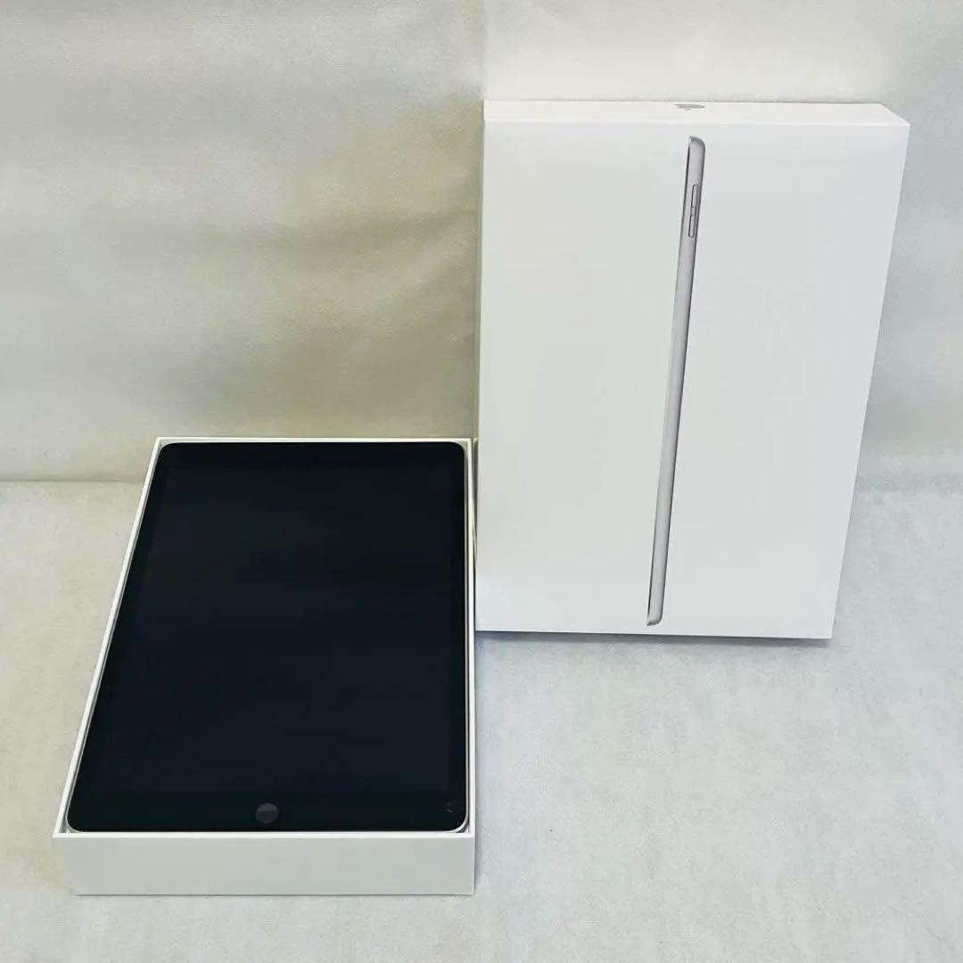 【極美品】 iPad 第9世代 Cellular 64GB & スタイラスペン