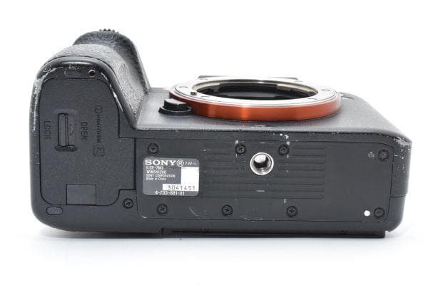 ソニー SONY α7 III / ILCE-7M3 《ショット数17517回》