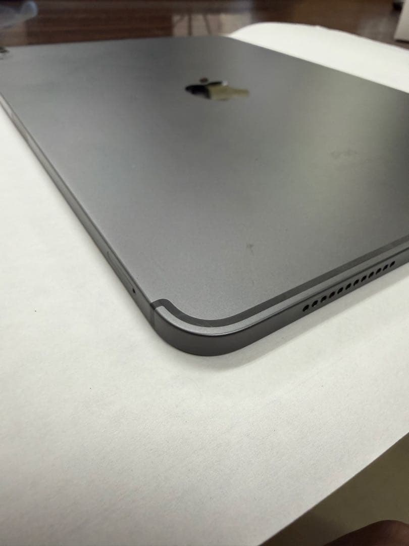 Apple iPad air ４世代　SIMフリー　64GB