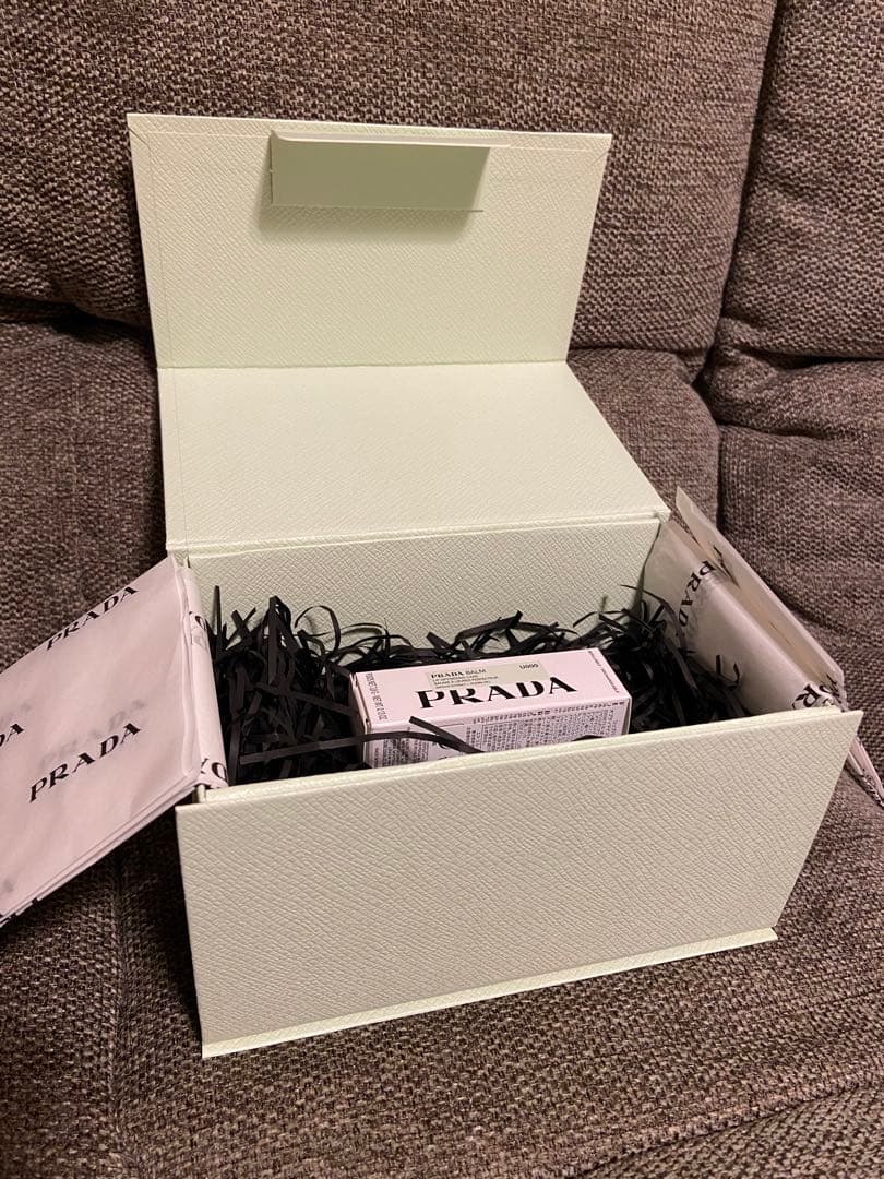 PRADA プラダ リップ バーム オプティマイジング ケア