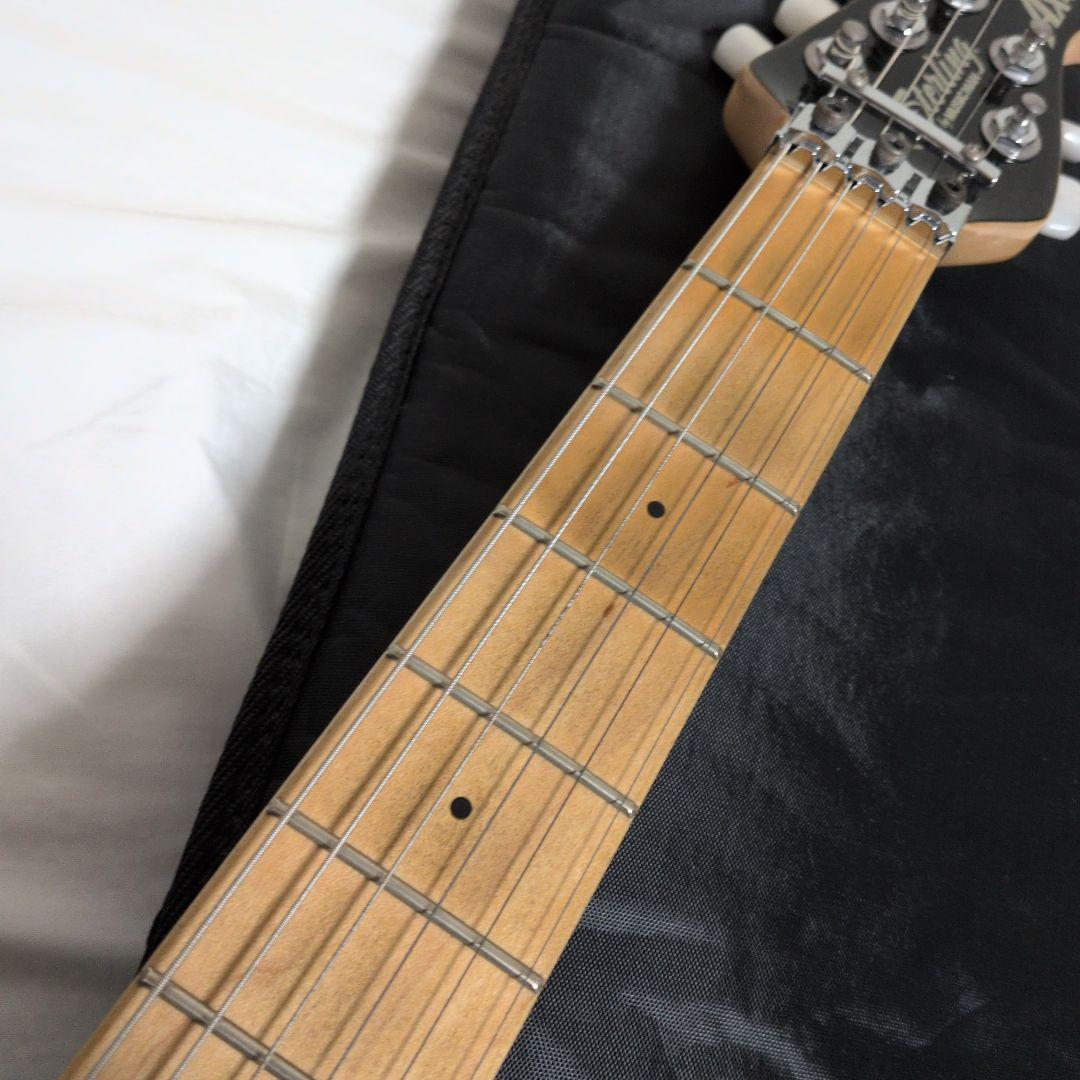 Sterling by Musicman AX40D ギター EVHカスタム