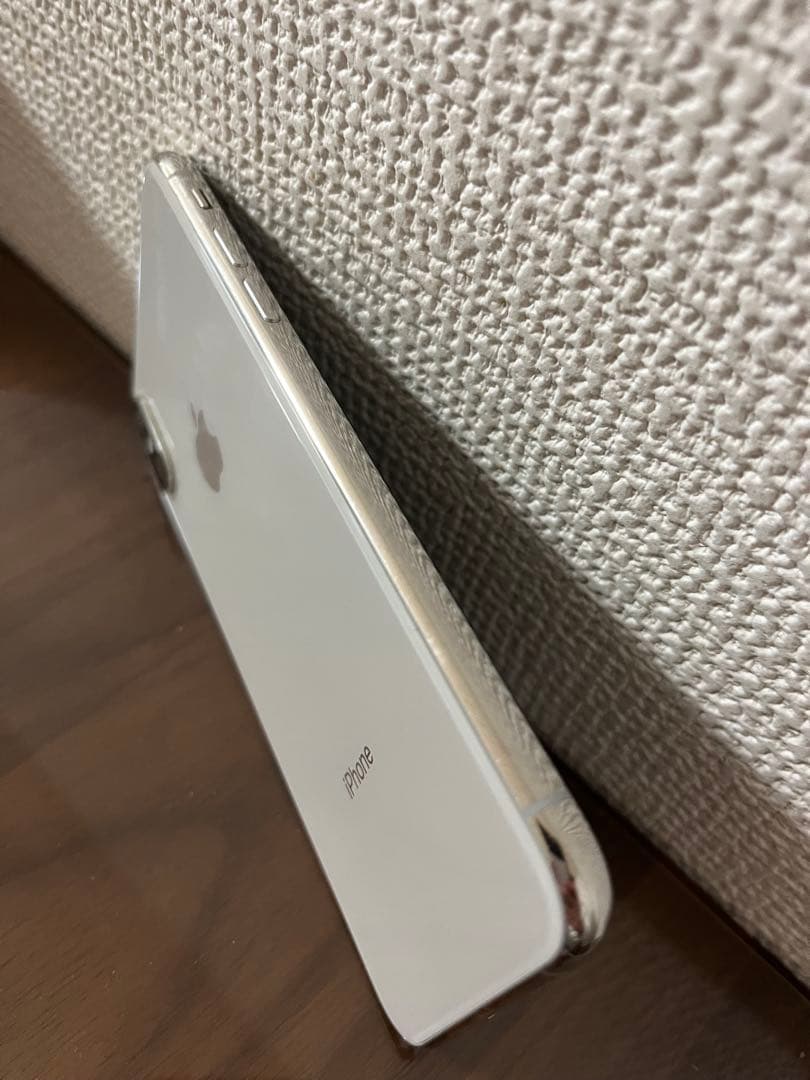 Apple iPhone XS 本体 充電器付き　256GB