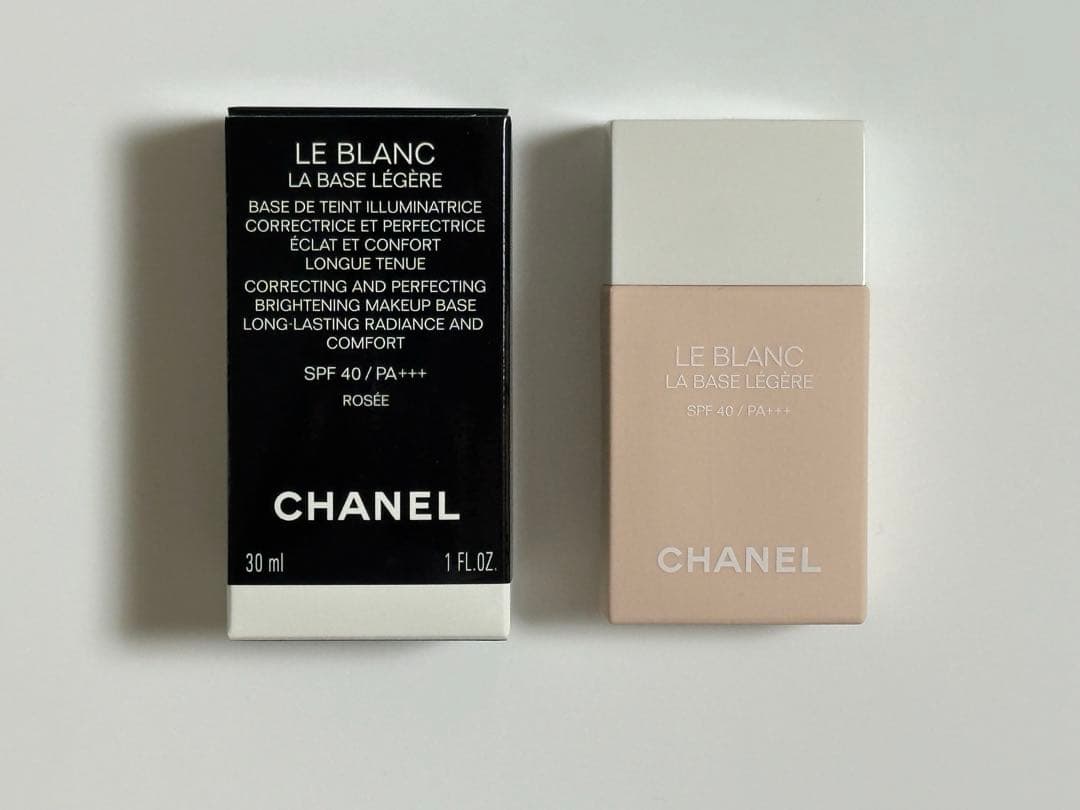 CHANEL ル ブラン ラ バーズ　レジェール　ロゼ