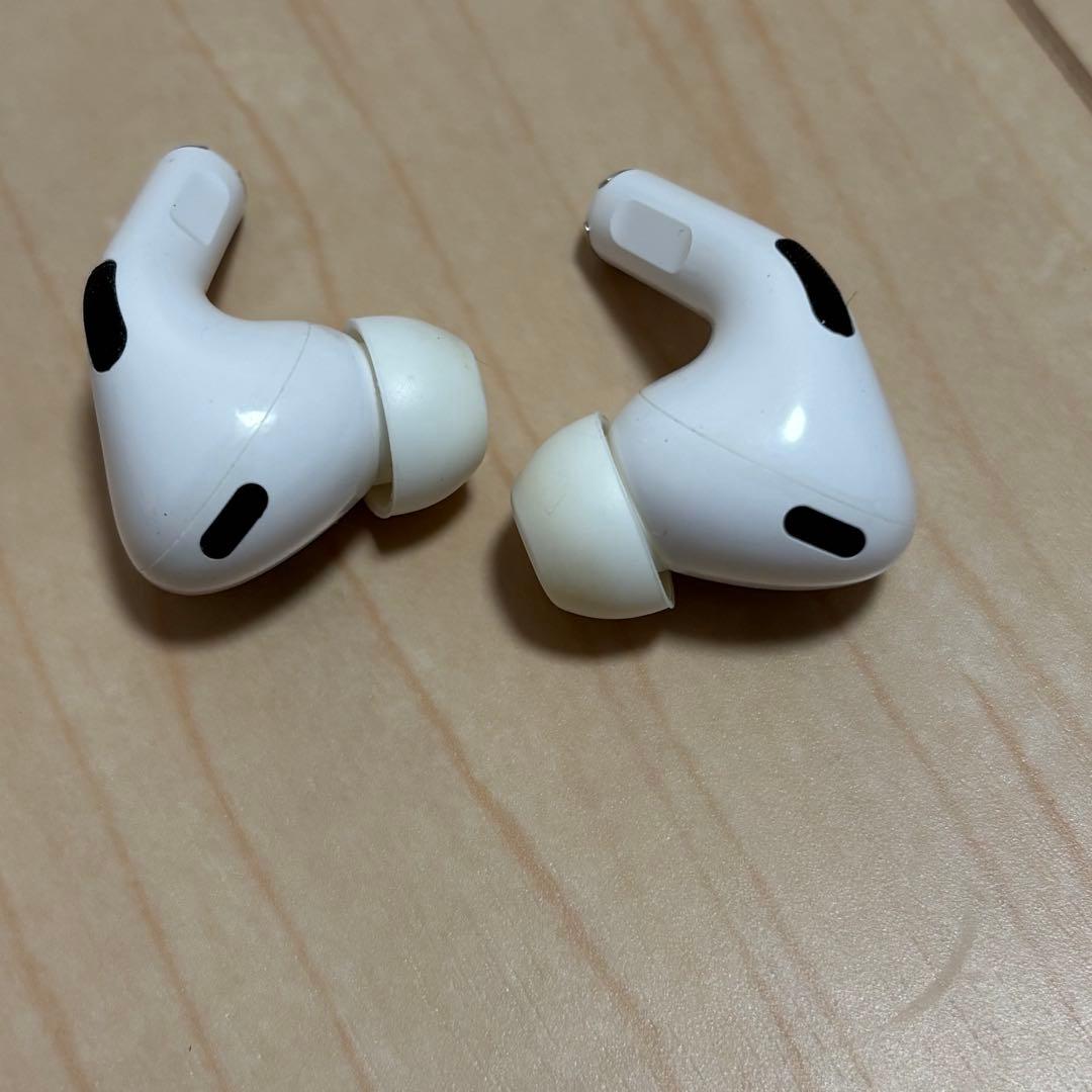 Apple AirPods Pro 2本体