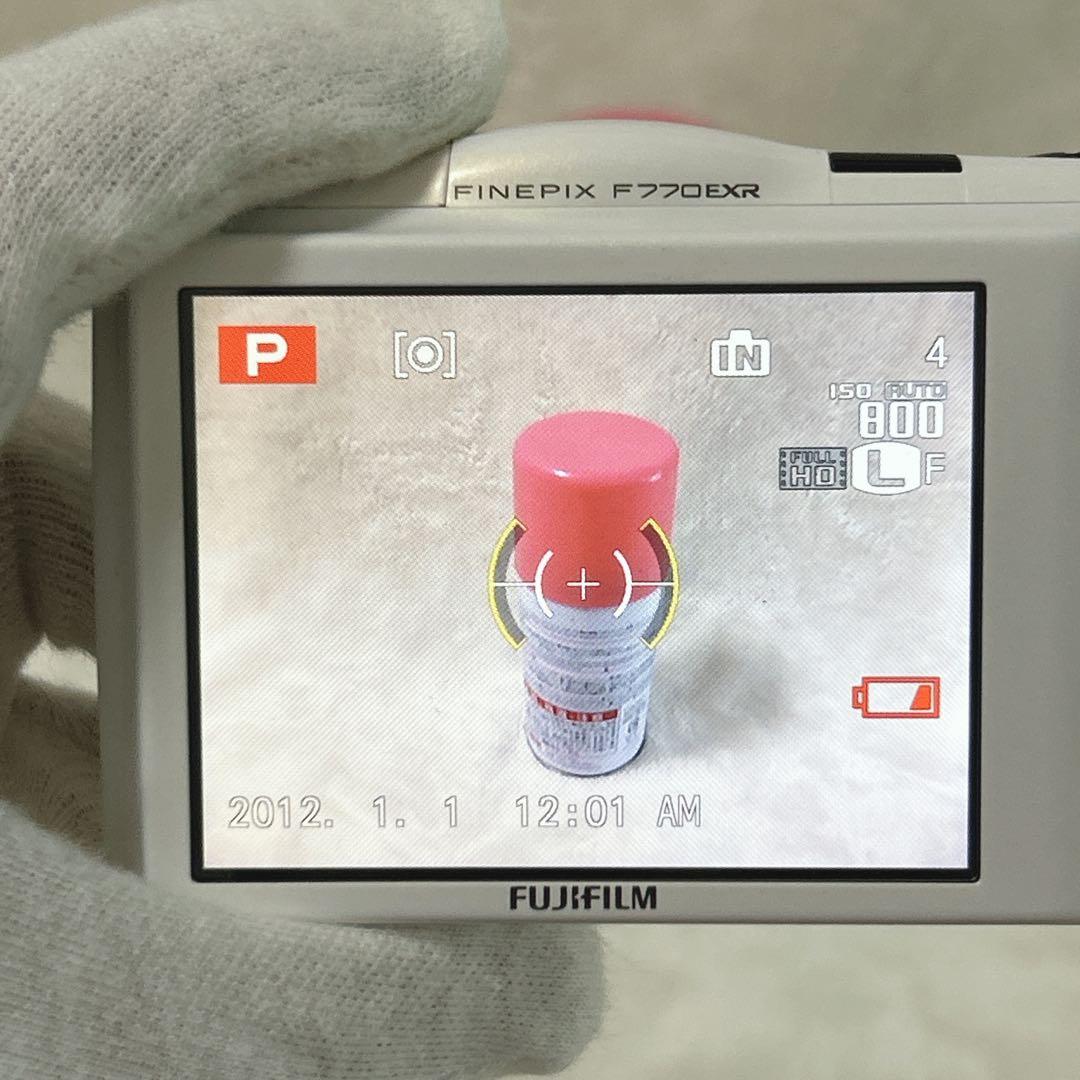 ✨動作品✨ FUJIFILM FINEPIX F770EXR コンデジ　訳あり