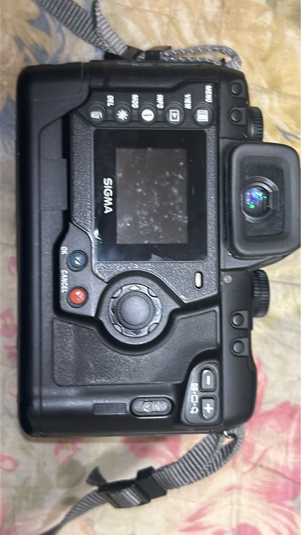 Sigma SD9 デジタルカメラ
