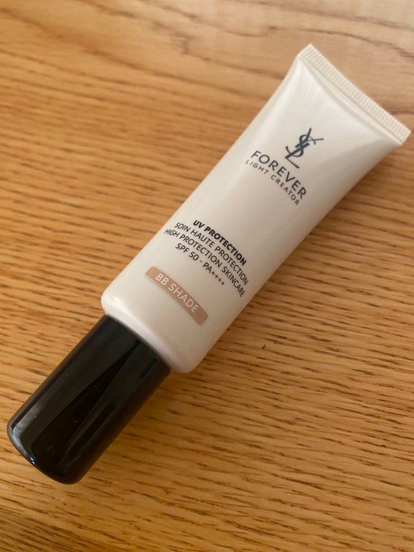 イブサンローラン　UV プロテクション　30ml BB SHADE