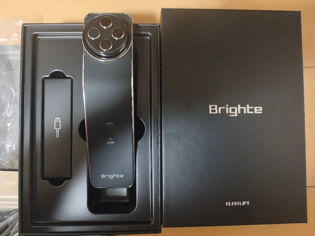 Brighte Elixlift 美顔器（ほぼ未使用）
