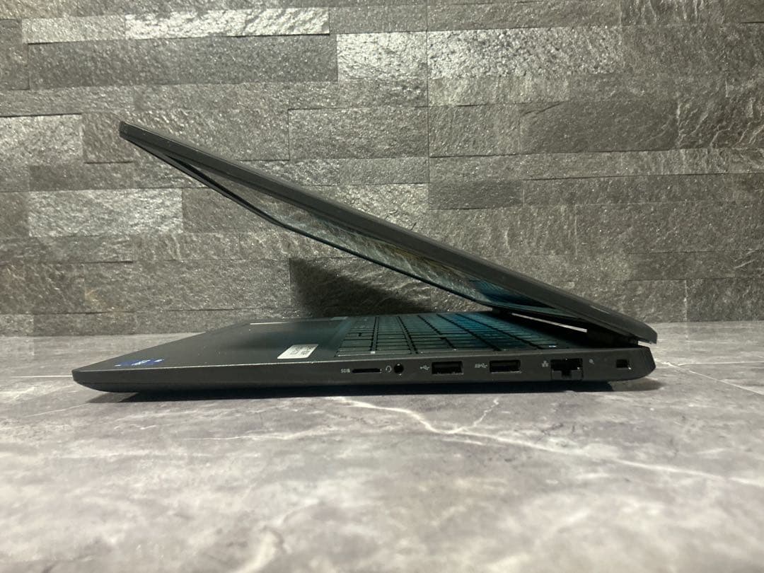 DELL 第11世代 LATITUDE corei5 メモリ16GB 新品SSD
