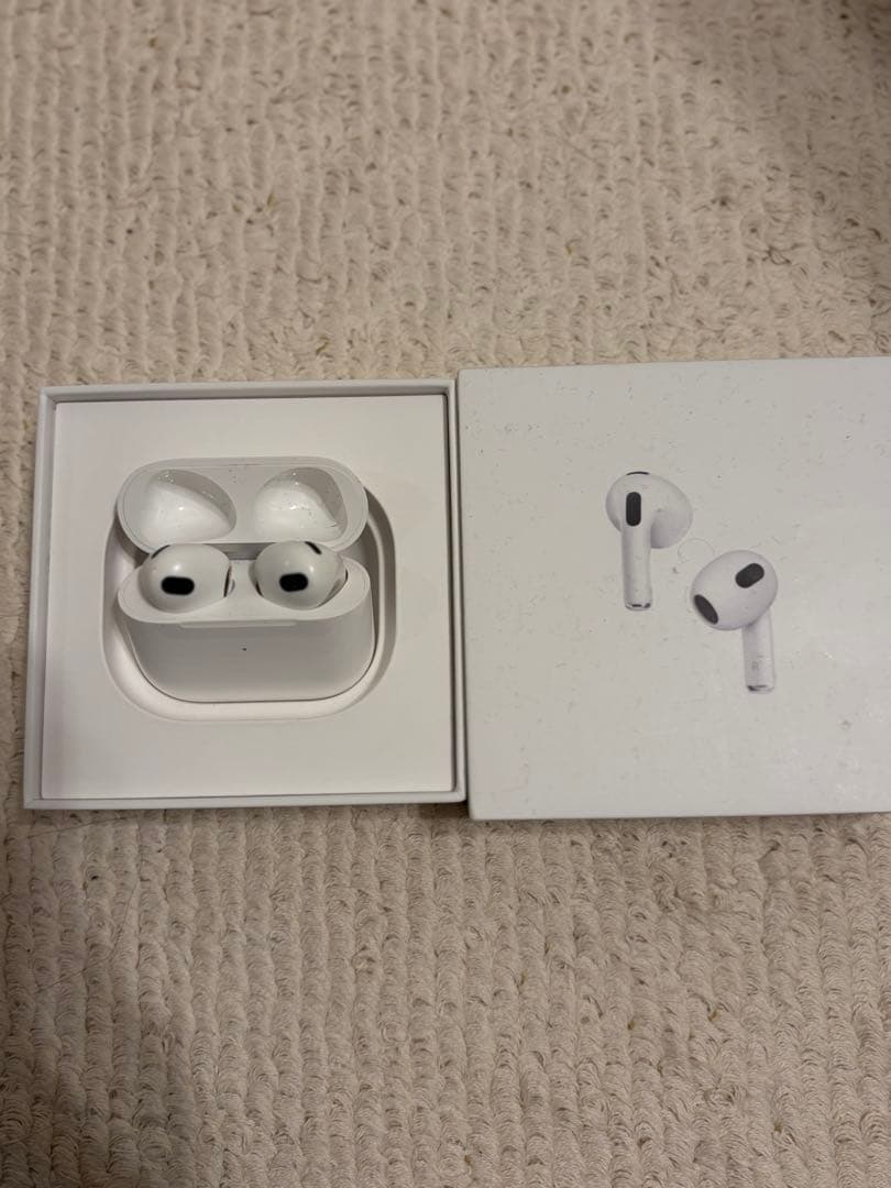 イヤホン Apple AirPods 3