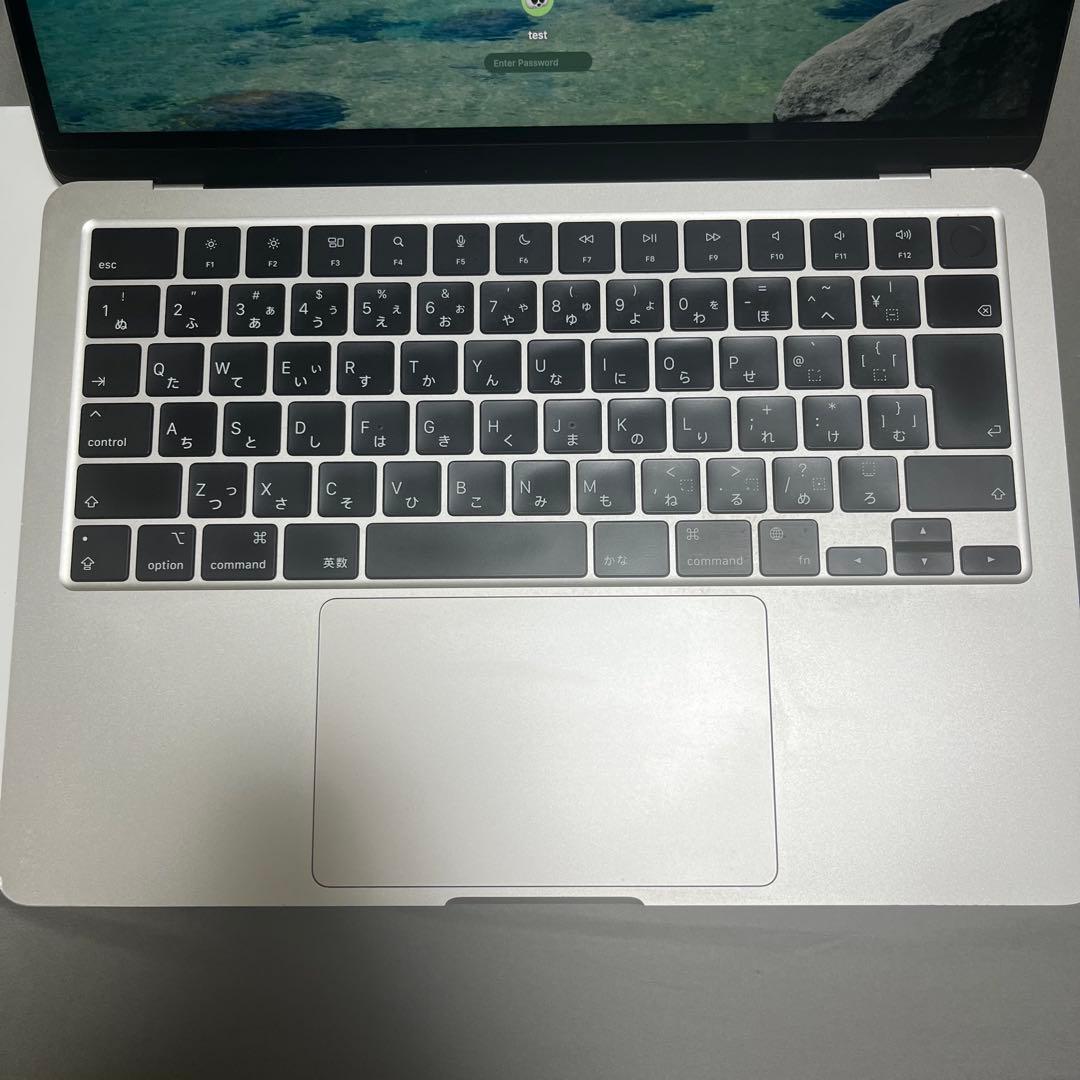 MacBook Air M2 2022 8GB/256GB 箱付き美品