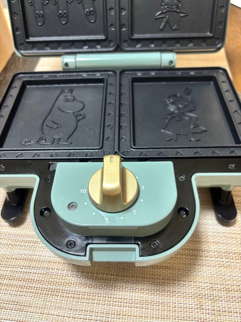 BRUNO ホットサンドメーカー ムーミン柄と、付替用型