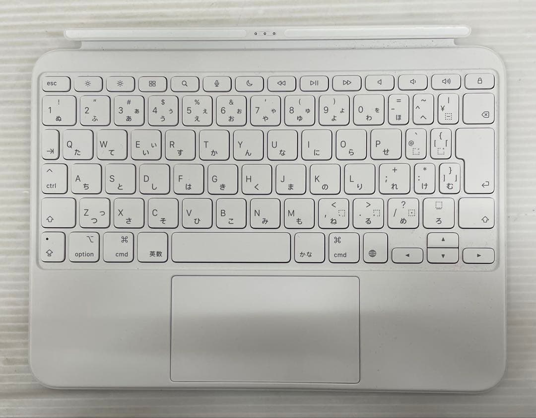 knlife108-0232 iPad (A16)用マジックキーボードFolio