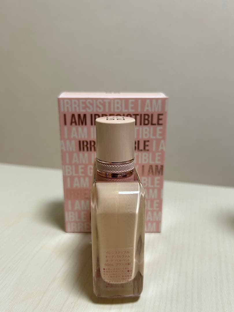 GIVENCHY イレジスティブルオーデパルファム 50ml