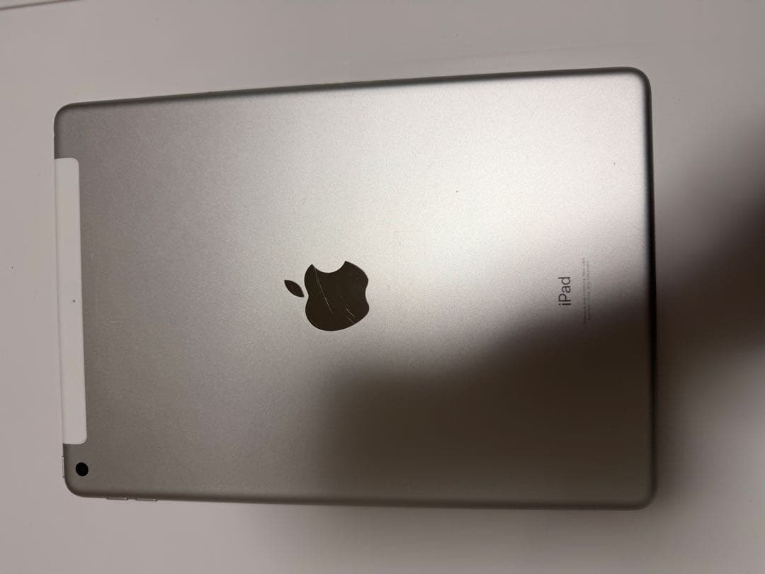 ipad 第9世代 256GB　純正キーボード付き