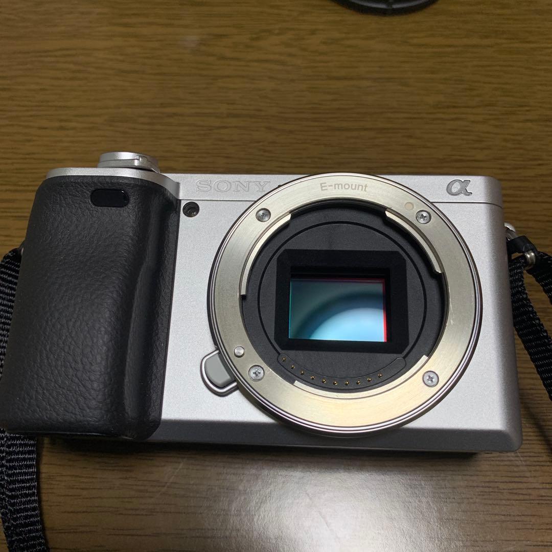 SONY α6400ミラーレスカメラ E 16-50mm